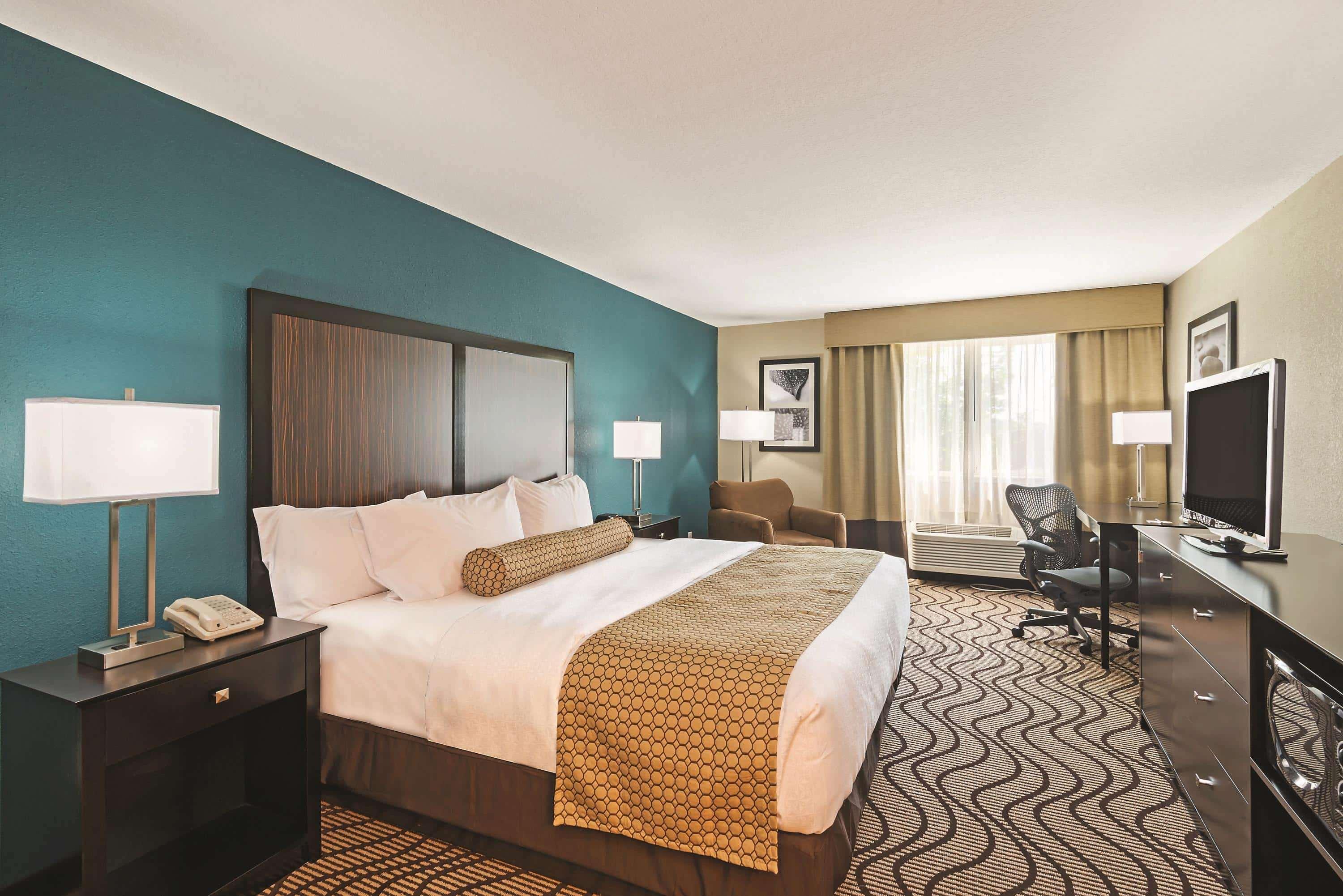 Отель La Quinta By Wyndham Boise Towne Square Экстерьер фото