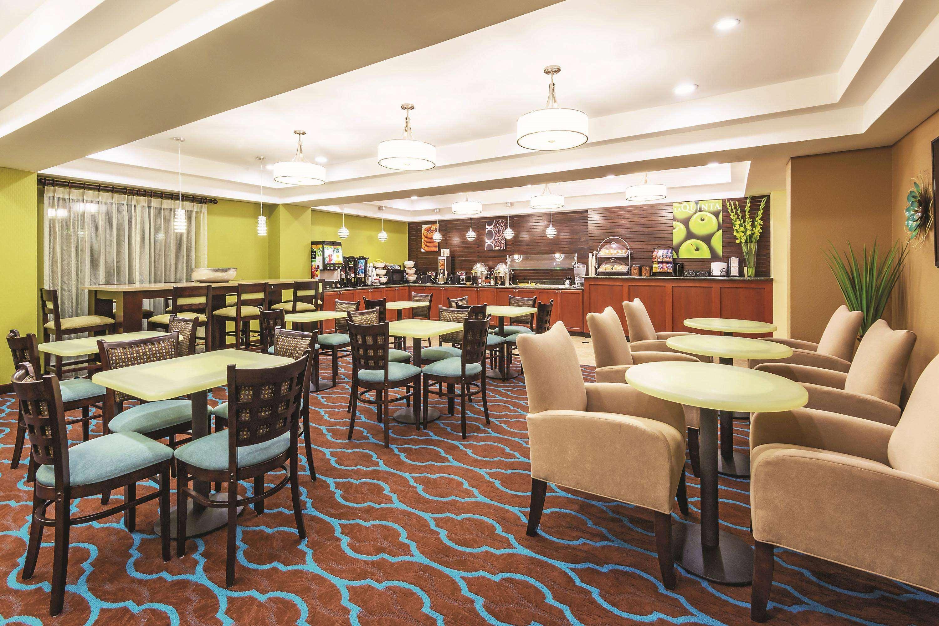 Отель La Quinta By Wyndham Boise Towne Square Экстерьер фото